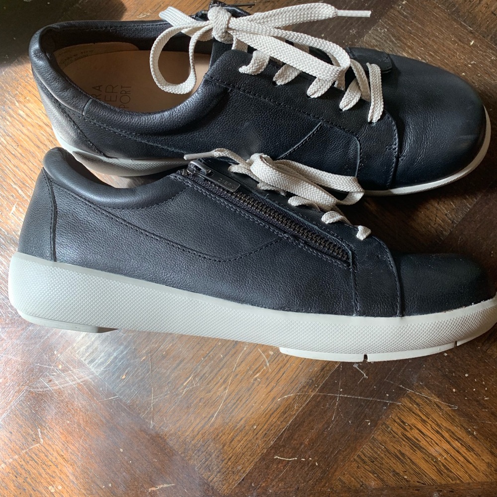 Ziera Women’s Space Black Leather 40W